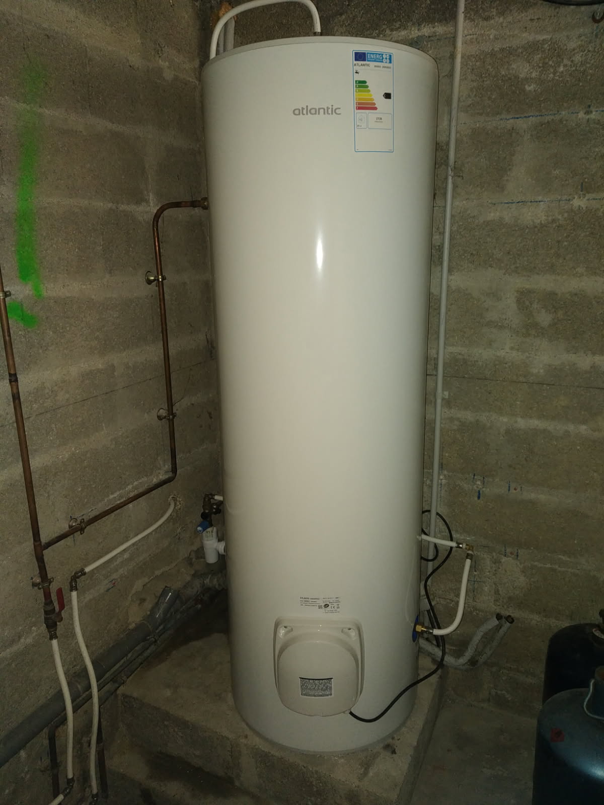 Installation chauffe-eau - vue 1